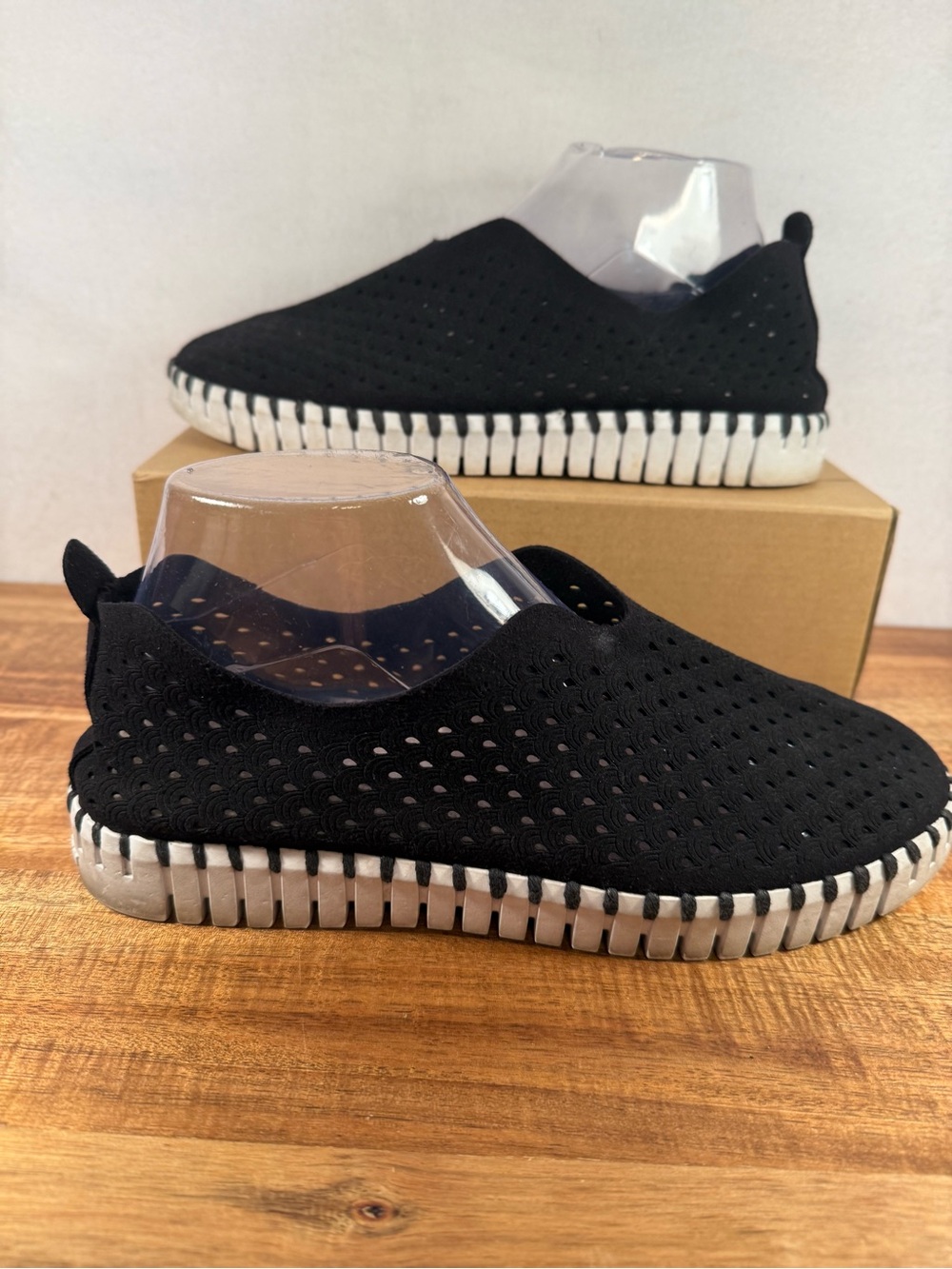 Ilse Jacobsen Tulip Slip-on Shoes in Black Size 39